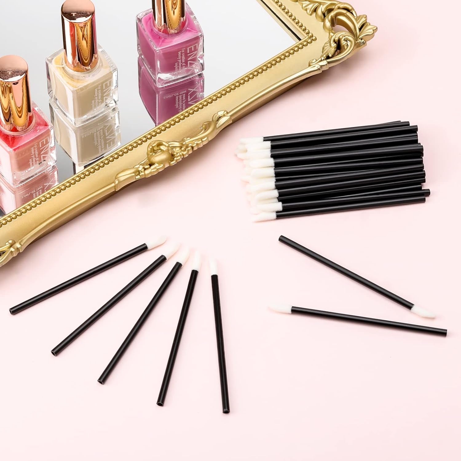 400 Piece Disposable Lip Wands - Lip Brushes, Lipstick & Gloss Applicators - Lint Free Makeup Applicator Brush Beauty Tool